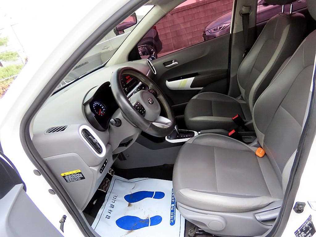 KIA Morning - Vista 5