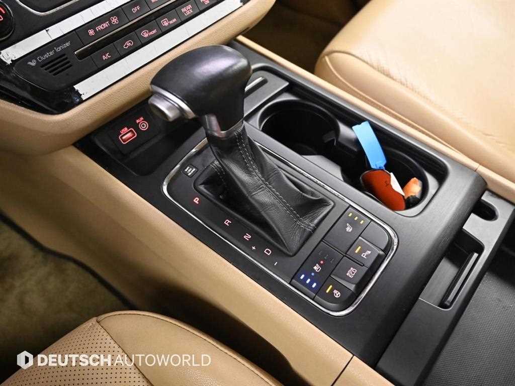 KIA Carnival - Vista 9