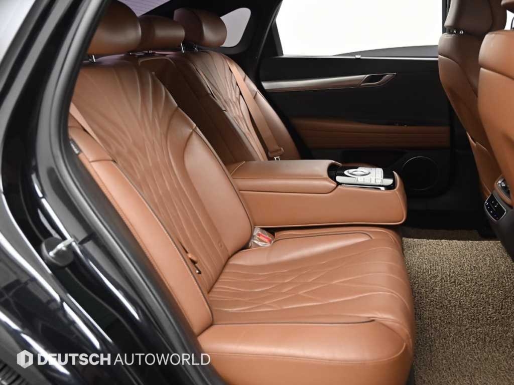 Genesis G80 - Vista 12