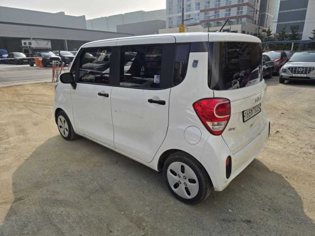 KIA Ray - Vista 4