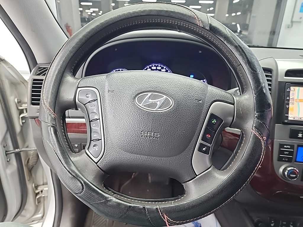 HYUNDAI Santa Fe - Vista 9