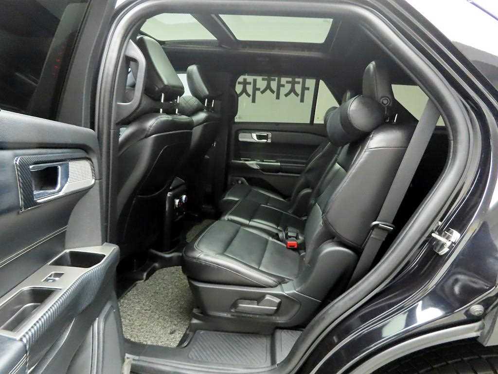 Ford Explorer - Vista 12