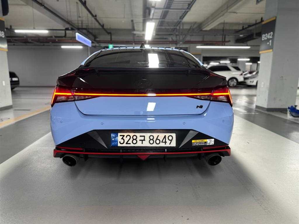 HYUNDAI Avante - Vista 6