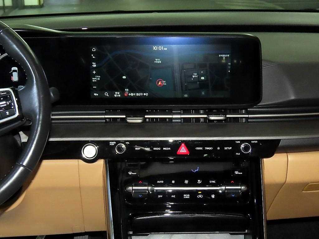 KIA Carnival - Vista 11