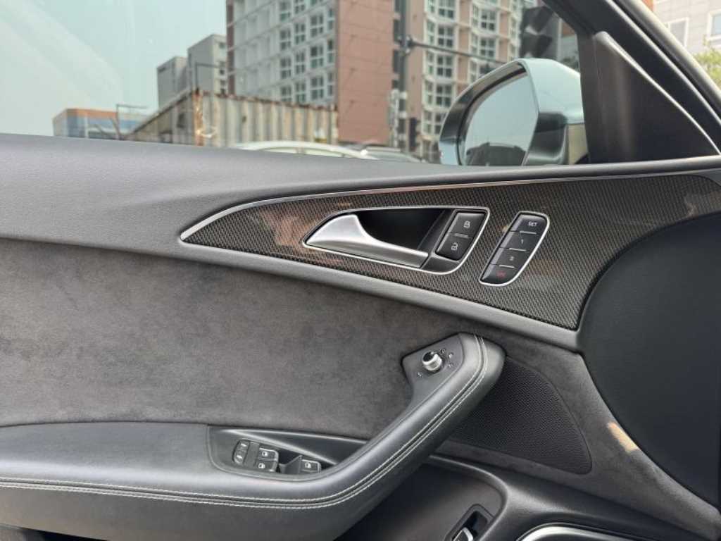 Audi S6 - Vista 12