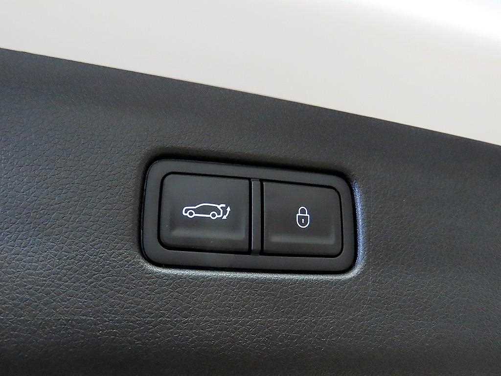 Genesis GV70 2025 Blanco - Importación desde Corea - HF Imports Iquique - Foto 15