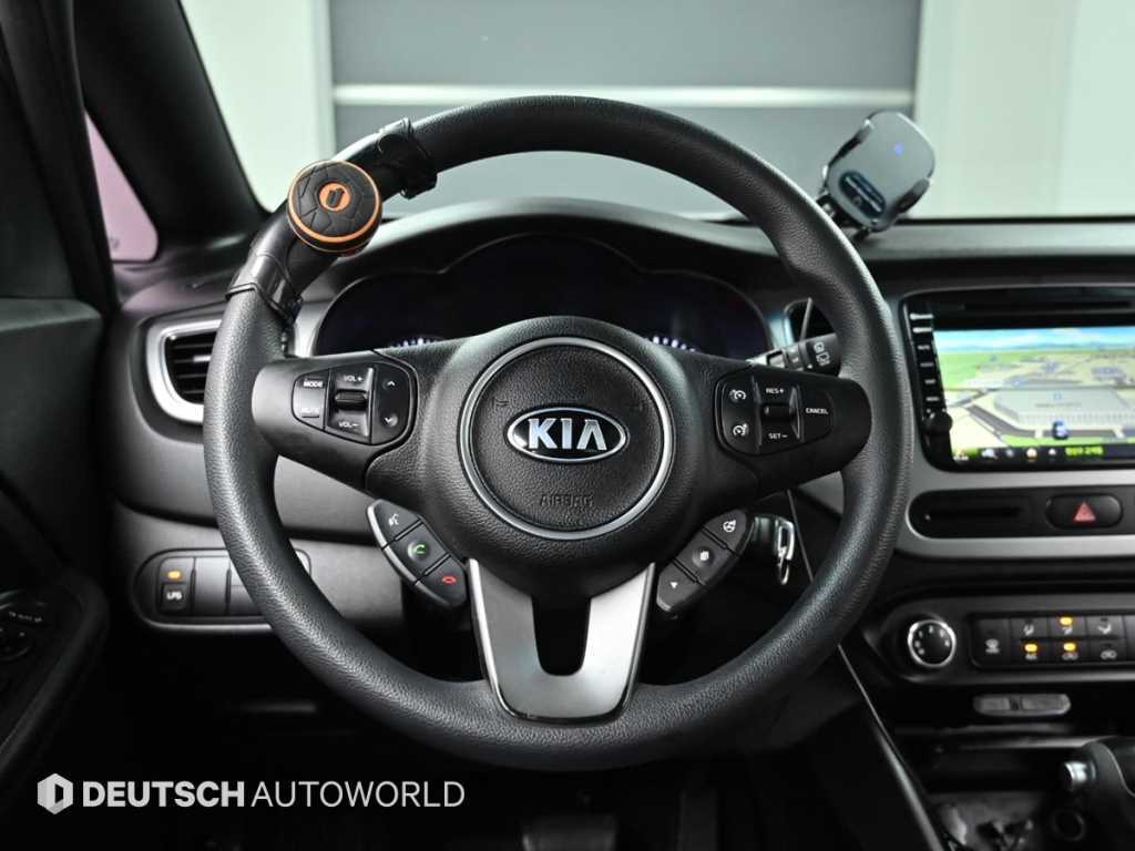 KIA Carens 2014 Gris - Importación desde Corea - HF Imports Iquique - Foto 13