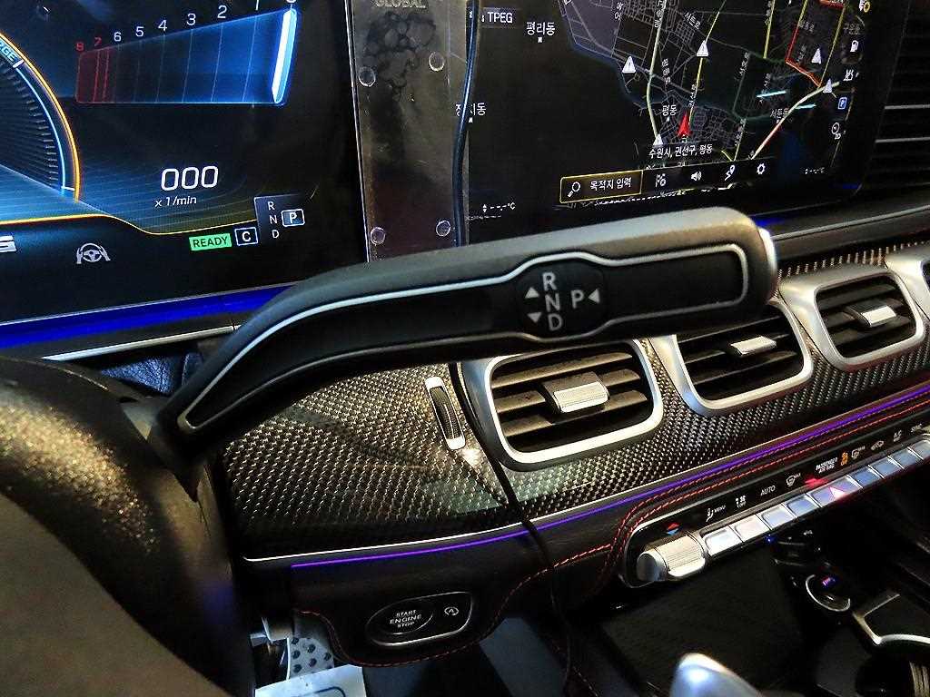 Mercedes Benz GLE Class - Vista 12