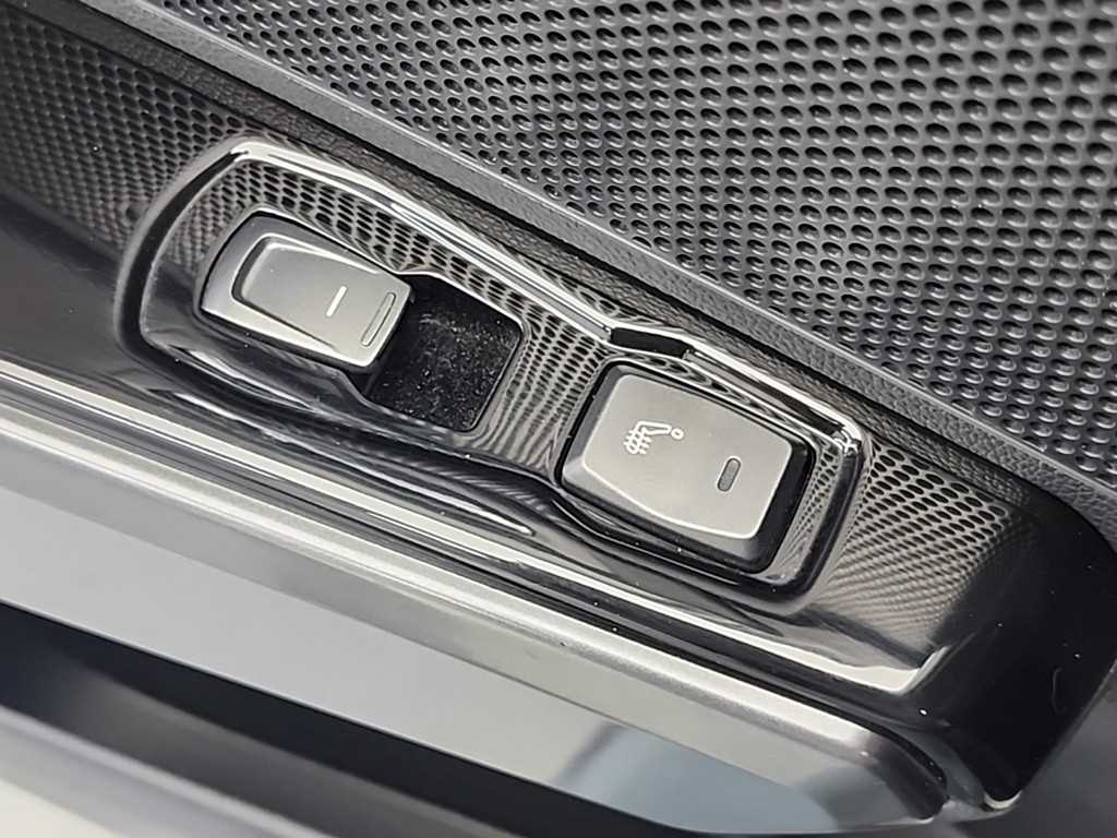 Ssangyong Tivoli 2022 Blanco - Importación desde Corea - HF Imports Iquique - Foto 13