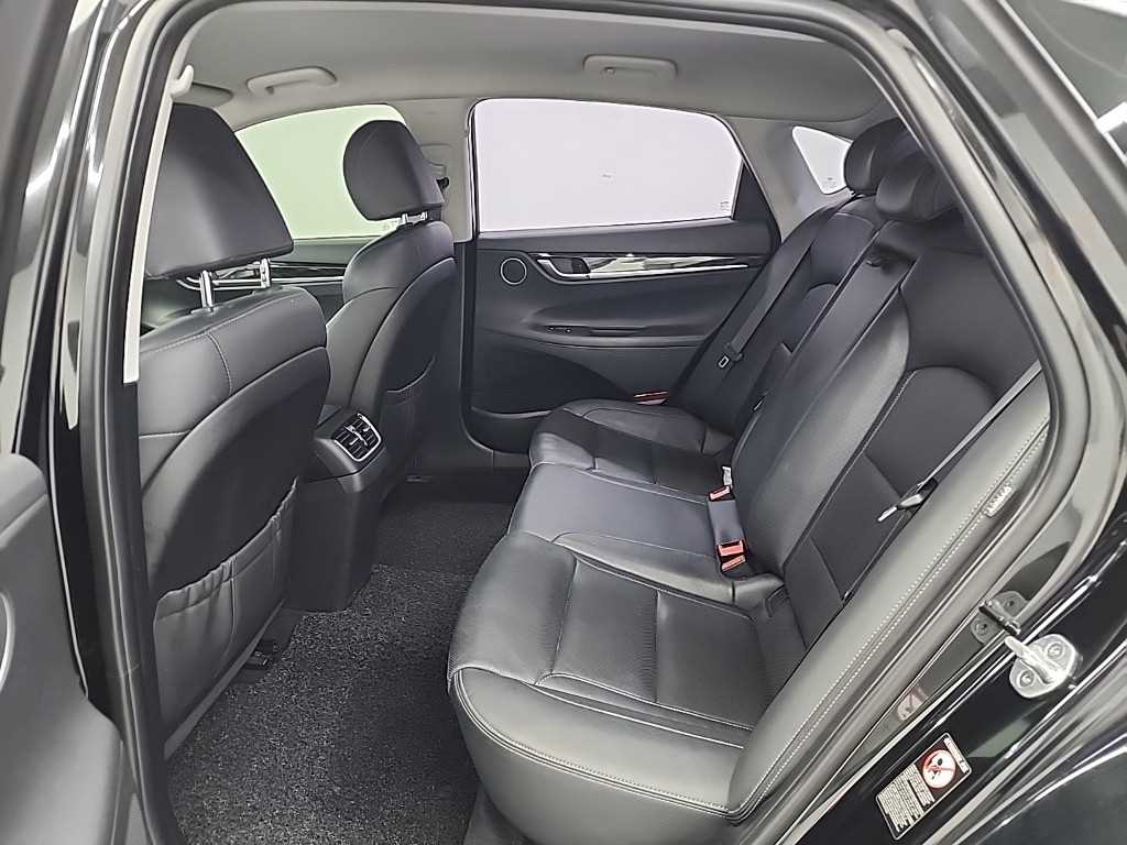 HYUNDAI Grandeur - Vista 12