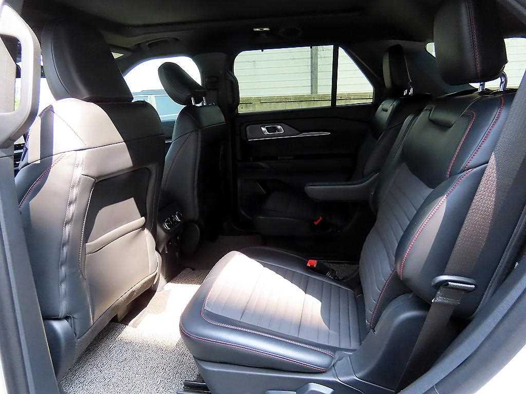 Ford Explorer - Vista 6