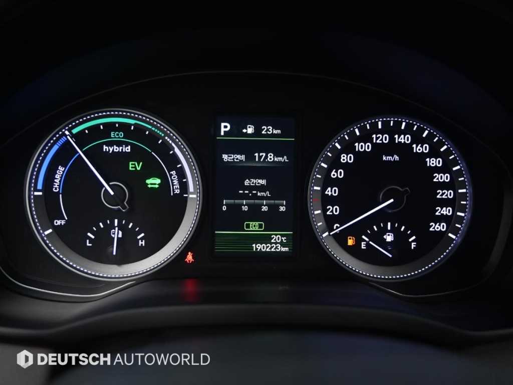 HYUNDAI Grandeur - Vista 8