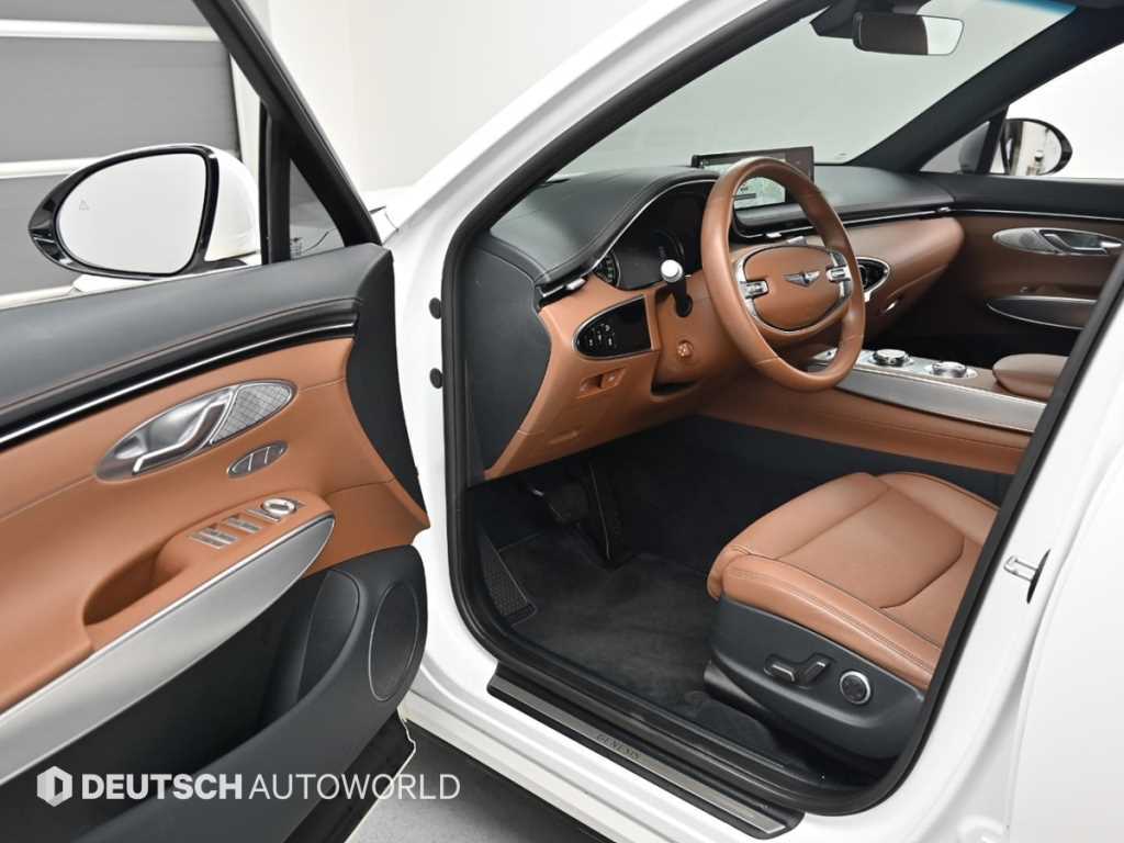 Genesis GV70 - Vista 11