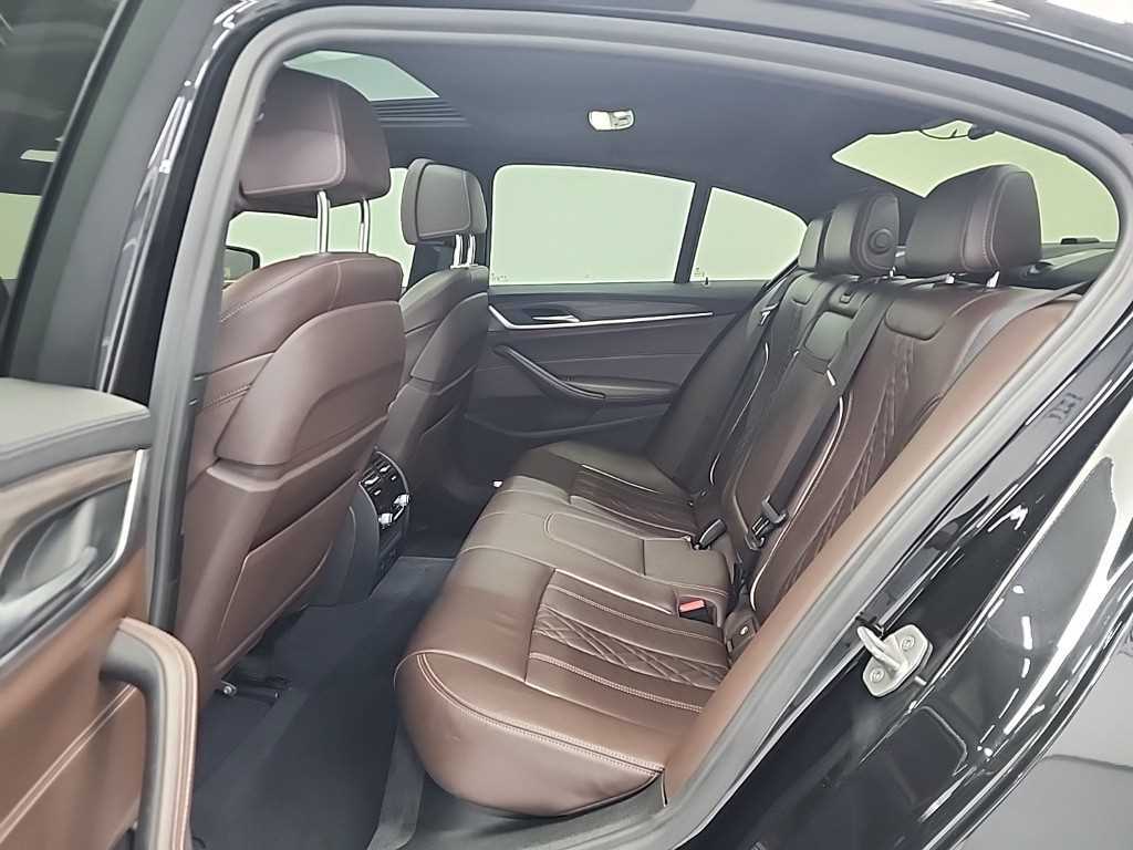 BMW 5 Series - Vista 12