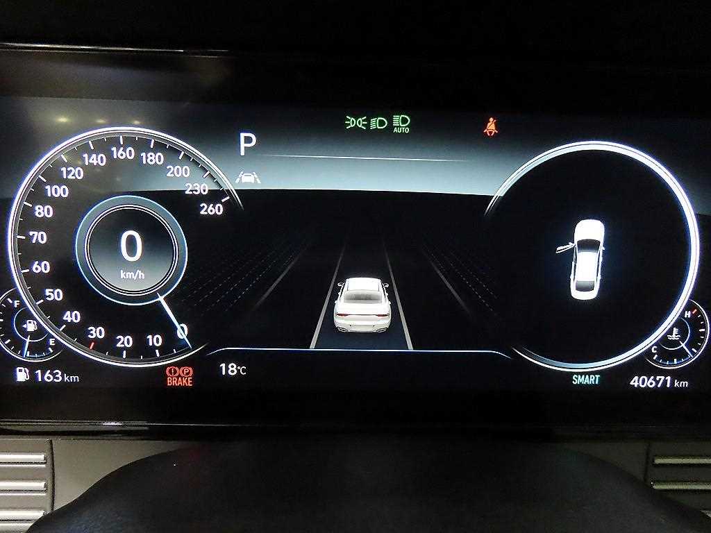 HYUNDAI Grandeur - Vista 9