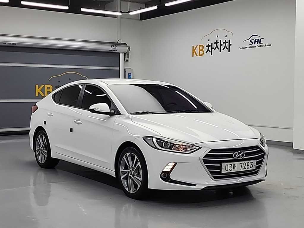 HYUNDAI Avante 2017 Blanco - Importación desde Corea - HF Imports Iquique - Foto 1