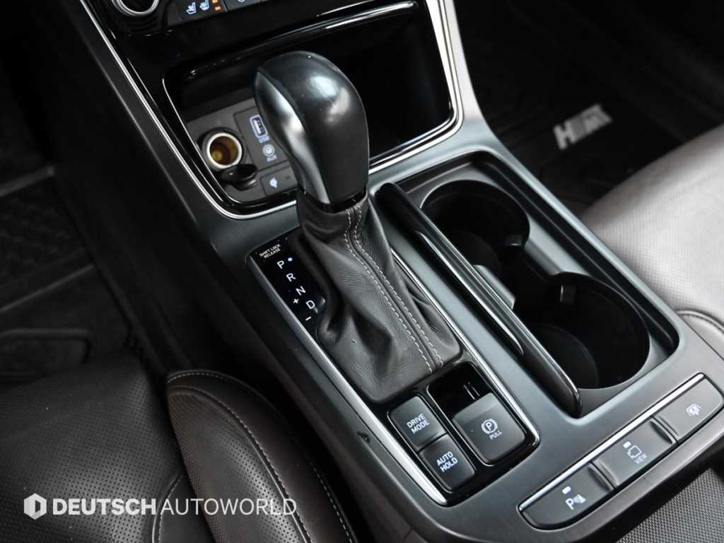 HYUNDAI Grandeur - Vista 9