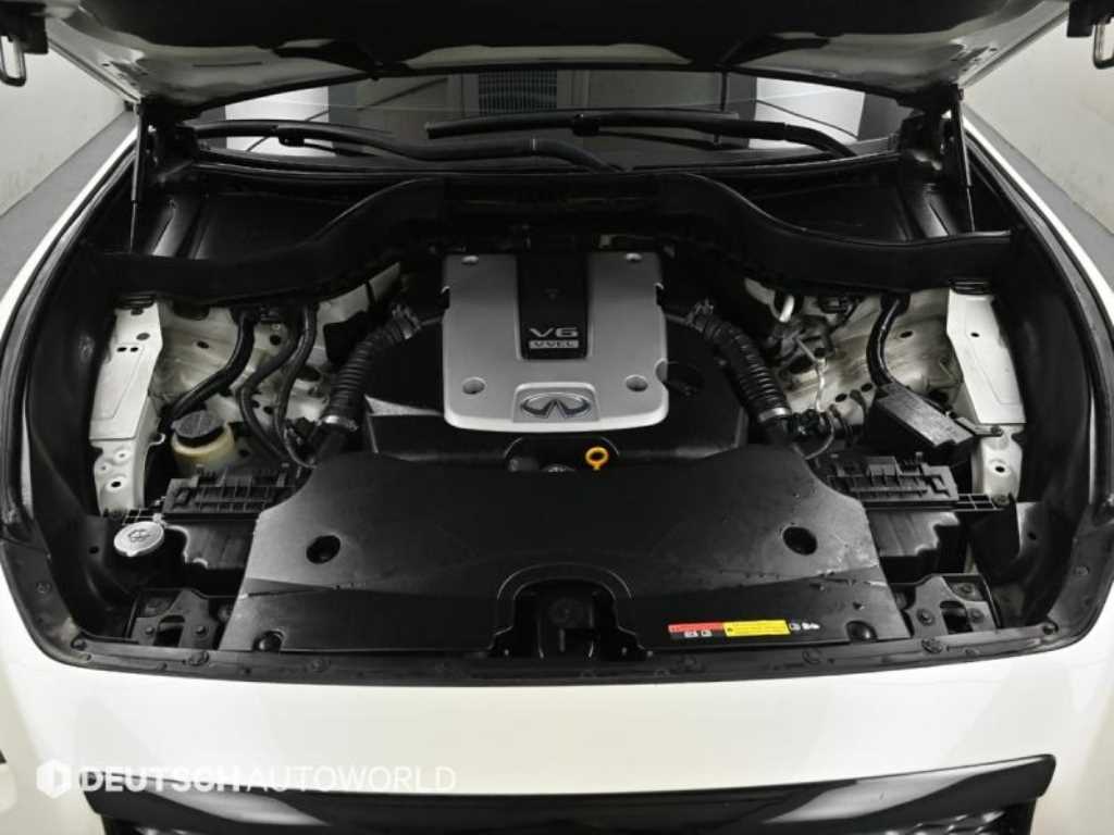 Infiniti QX - Vista 6