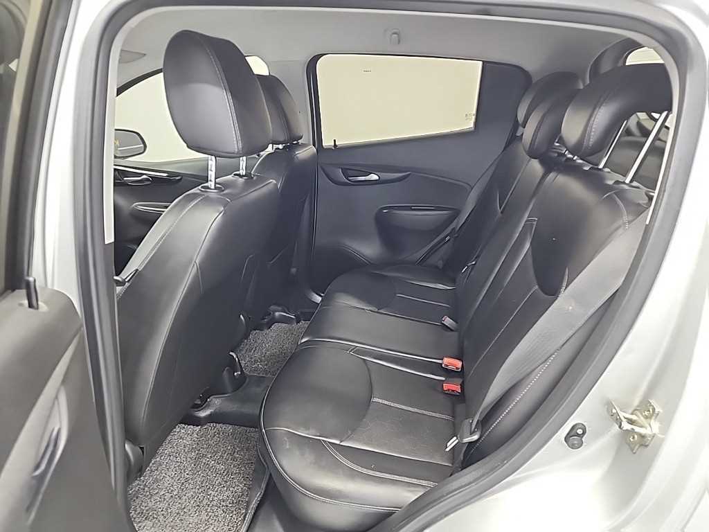 Chevrolet Spark - Vista 12