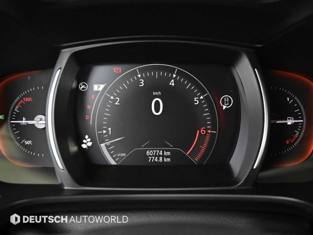 SAMSUNG QM6 - Vista 8