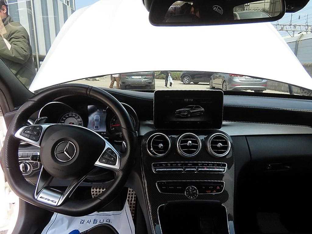 Mercedes Benz C Class - Vista 7