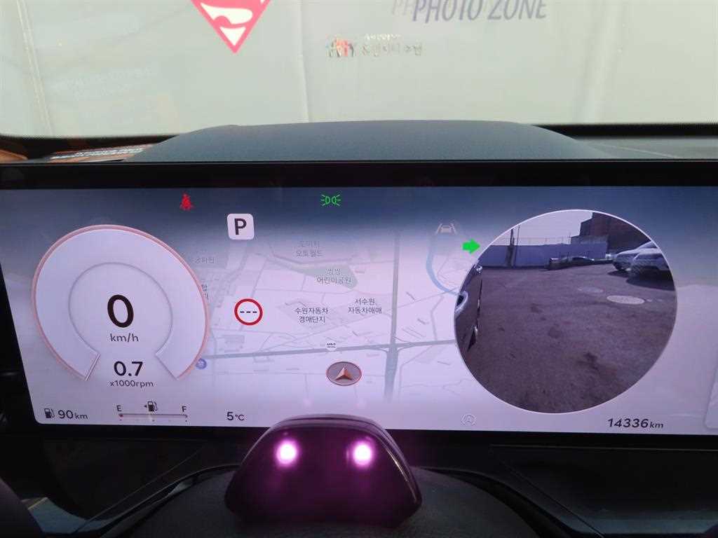 Genesis GV80 - Vista 8