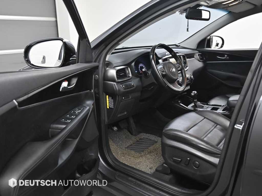 KIA Sorento - Vista 11