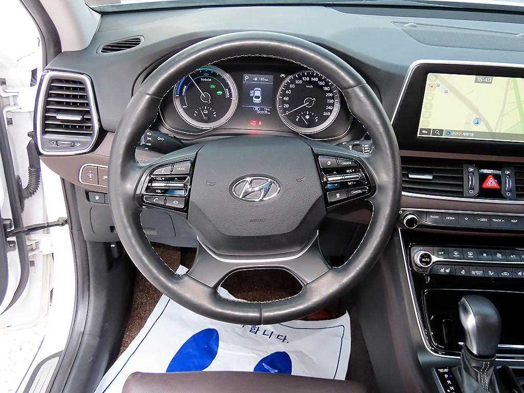 HYUNDAI Grandeur - Vista 8