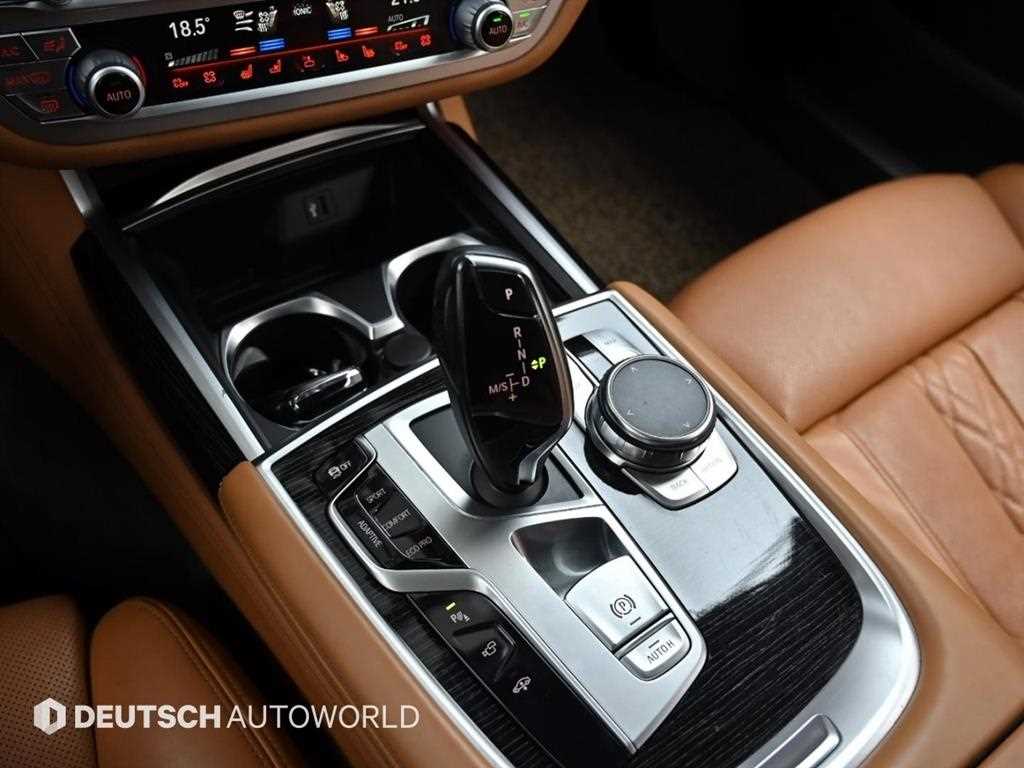 BMW 7 Series - Vista 9