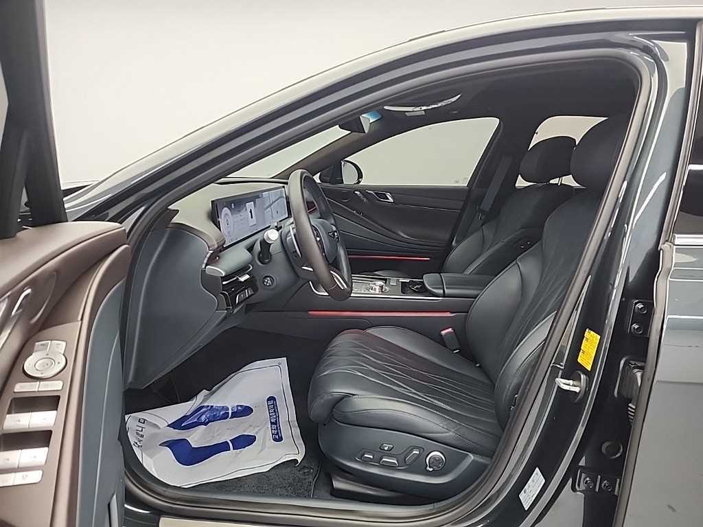 Genesis G80 - Vista 11