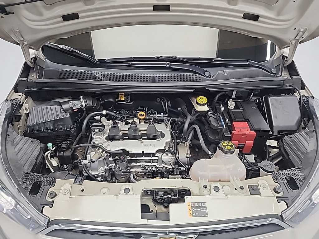 Chevrolet Spark - Vista 5