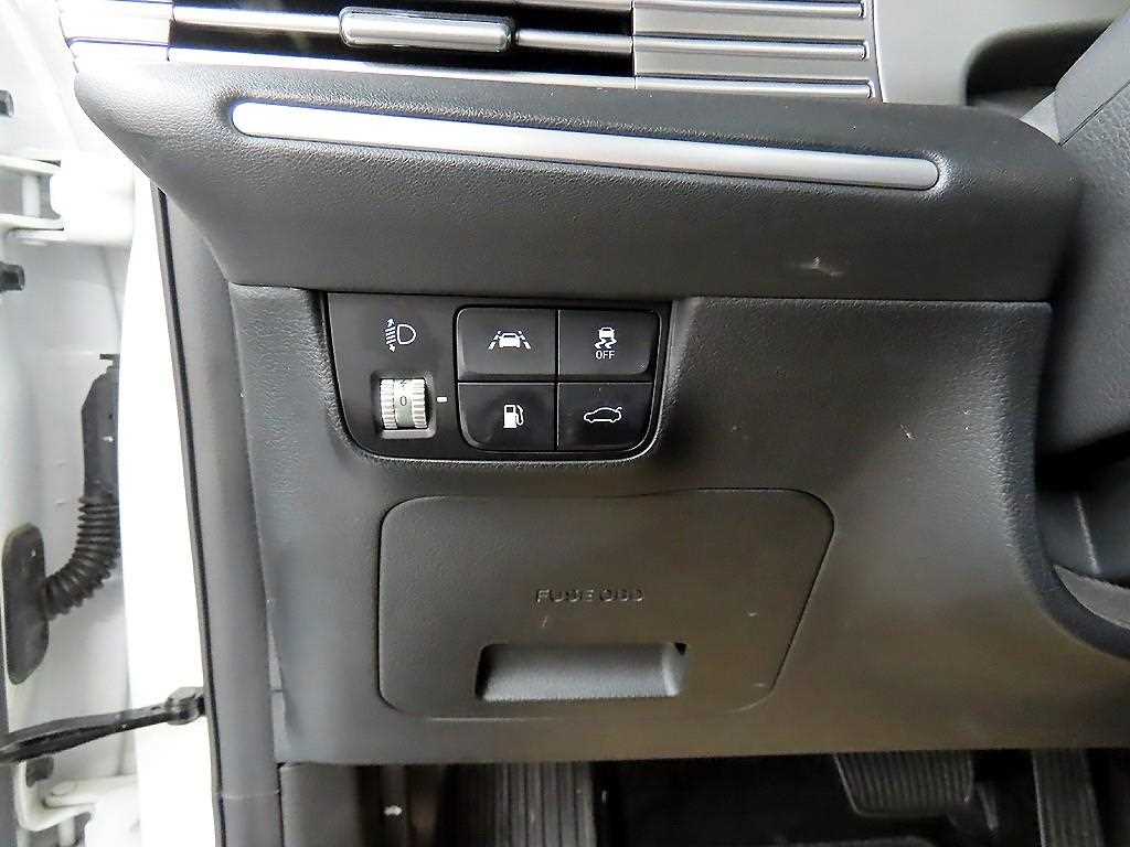 HYUNDAI Grandeur - Vista 12