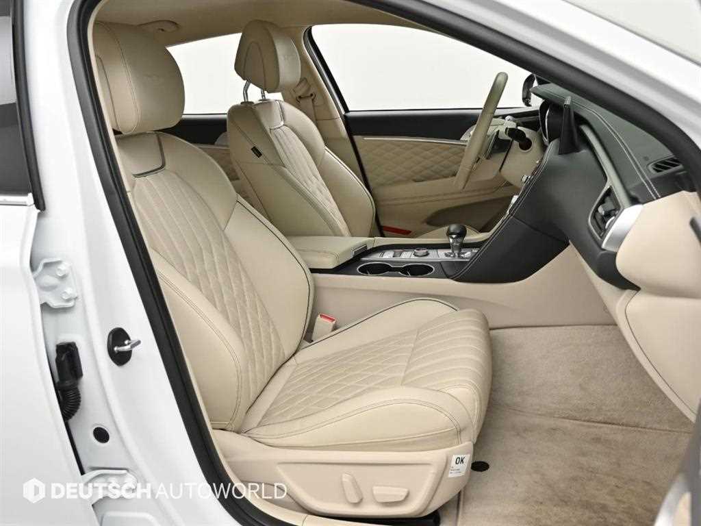 Genesis G70 - Vista 10