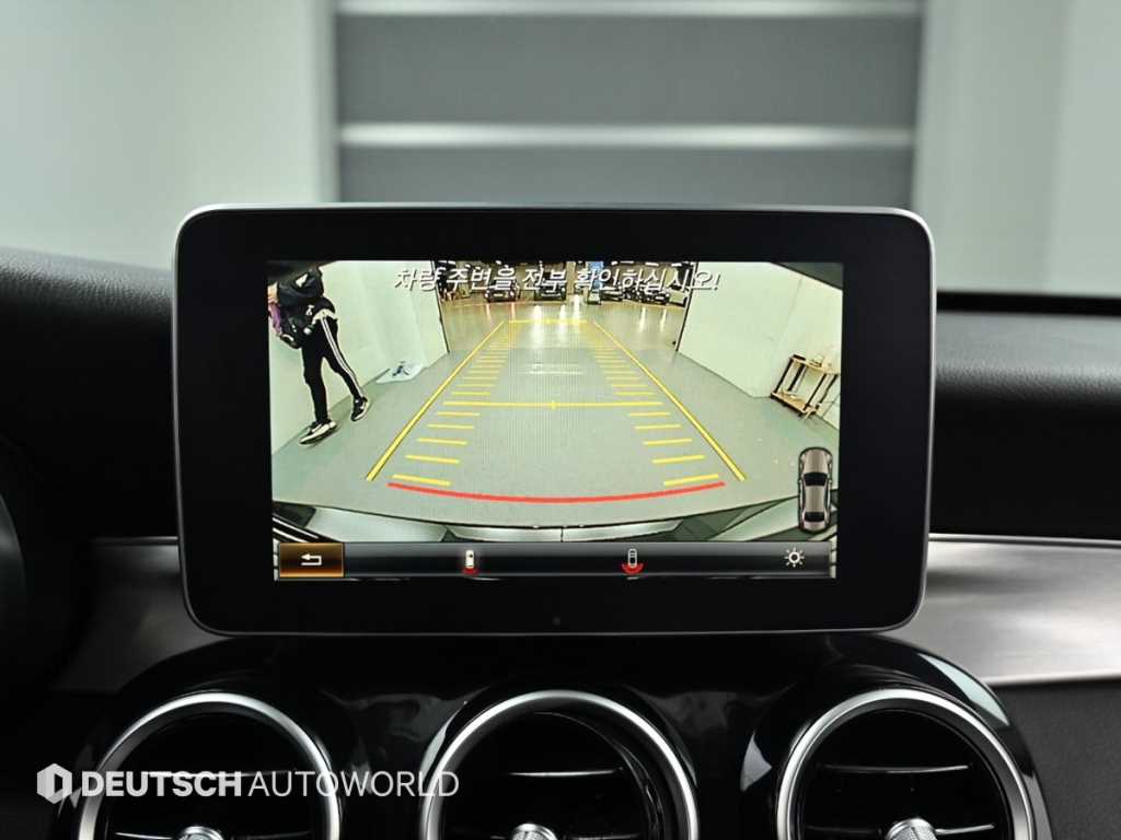 Mercedes Benz C Class 2016 Negro - Importación desde Corea - HF Imports Iquique - Foto 15