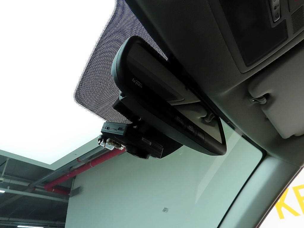 HYUNDAI Venue 2020 Amarillo - Importación desde Corea - HF Imports Iquique - Foto 17