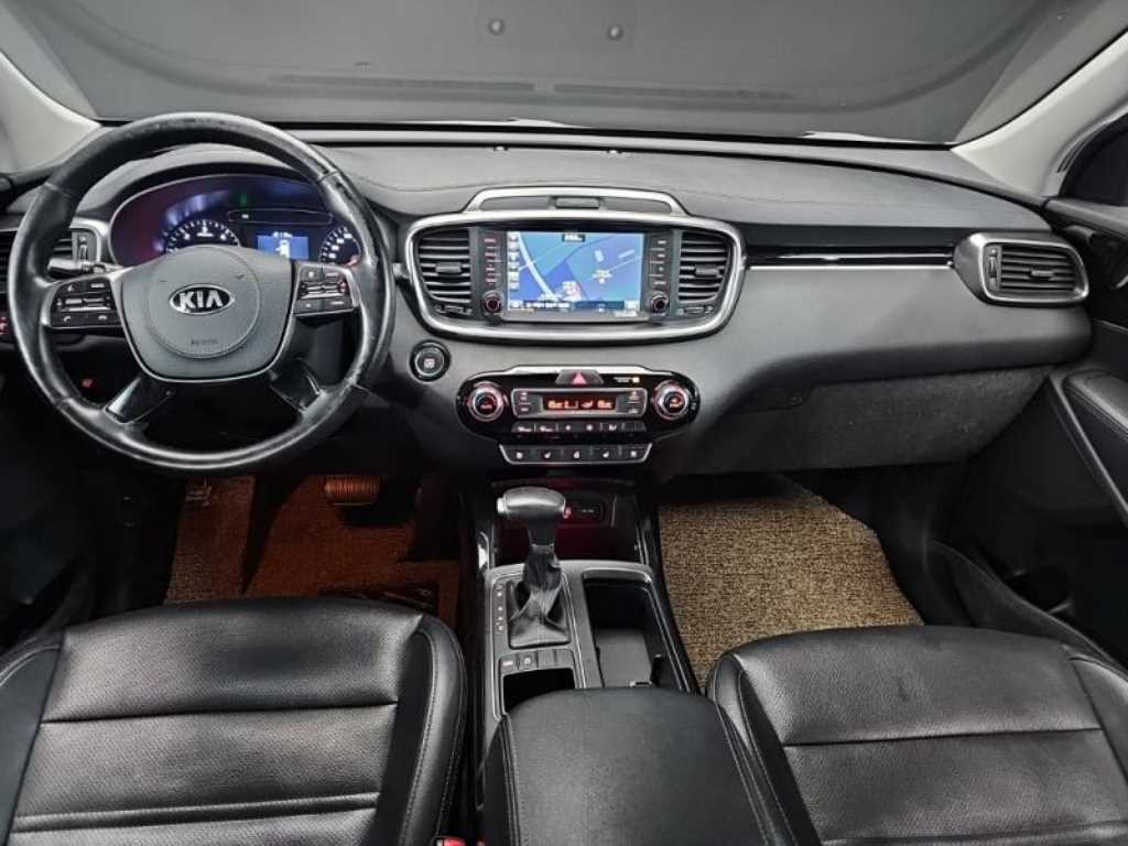 KIA Sorento - Vista 5