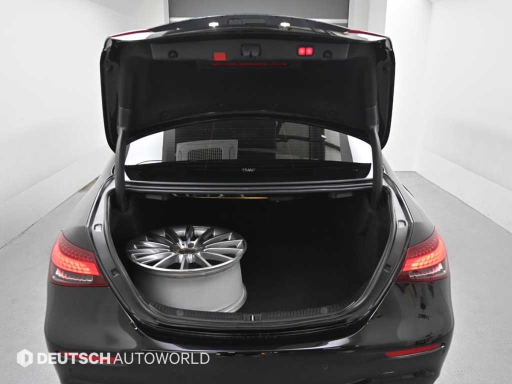 Mercedes Benz E class 2021 Negro - Importación desde Corea - HF Imports Iquique - Foto 19