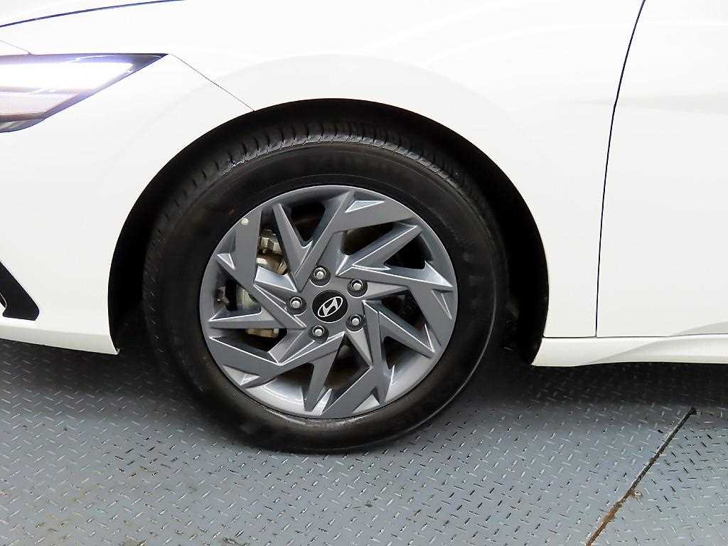 HYUNDAI Avante 2024 Blanco - Importación desde Corea - HF Imports Iquique - Foto 18