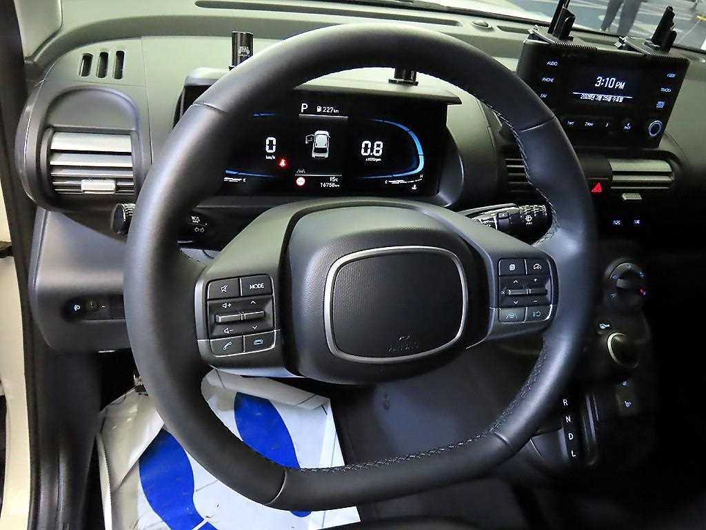 HYUNDAI Casper - Vista 8