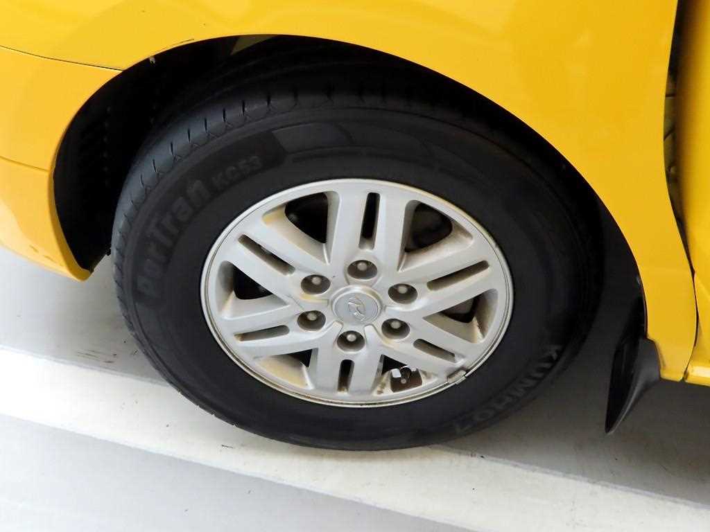 HYUNDAI Starex 2017 Amarillo - Importación desde Corea - HF Imports Iquique - Foto 19