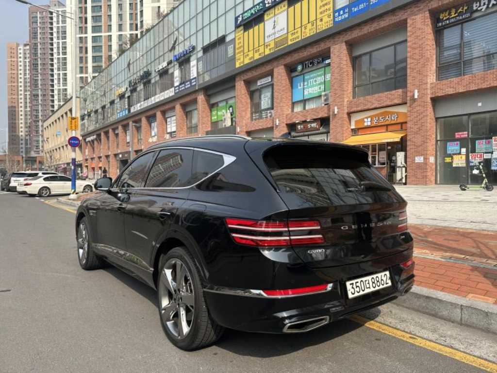 Genesis GV80 - Vista 4