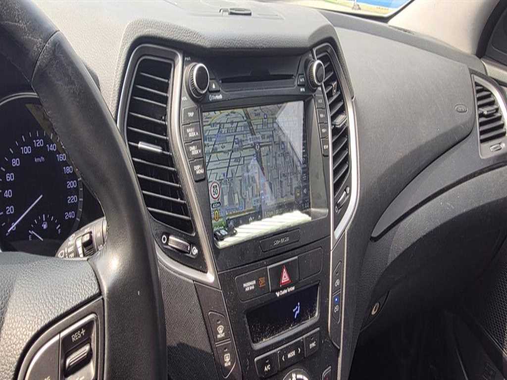 HYUNDAI Santa Fe - Vista 5