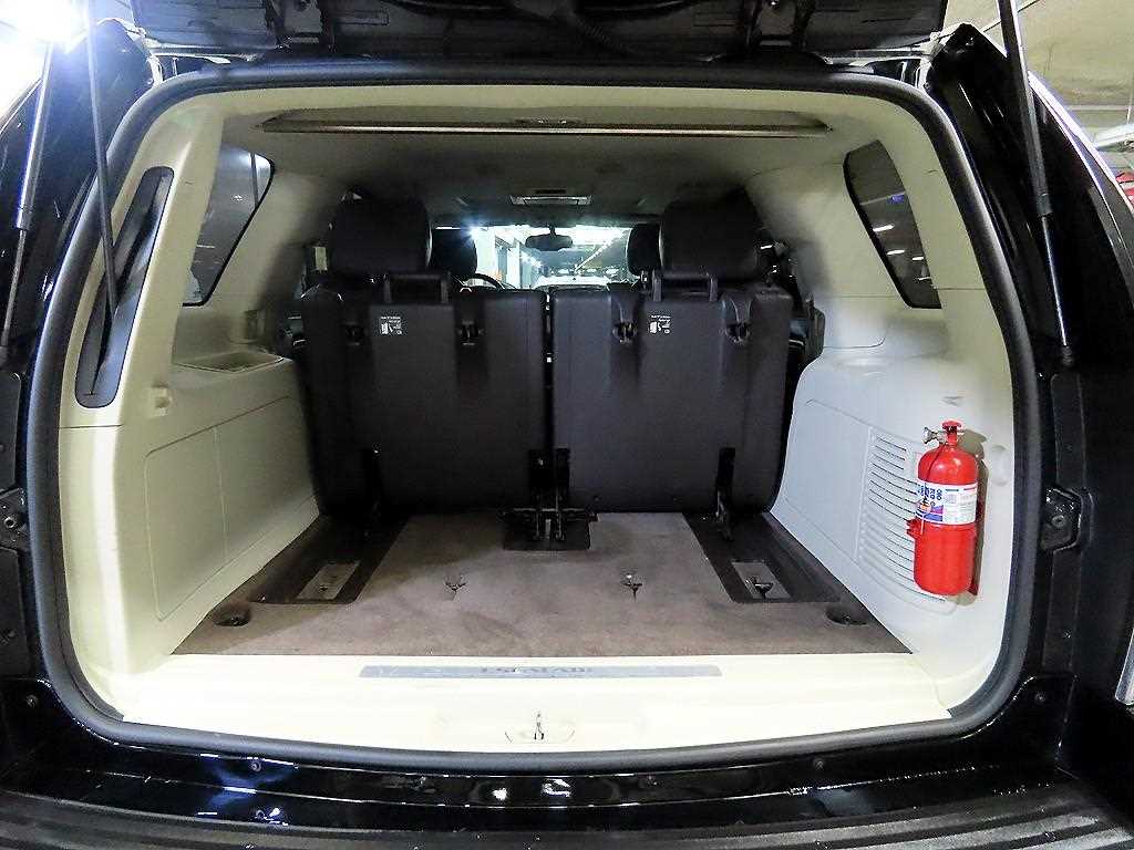 Cadillac Escalade 2012 Negro - Importación desde Corea - HF Imports Iquique - Foto 16