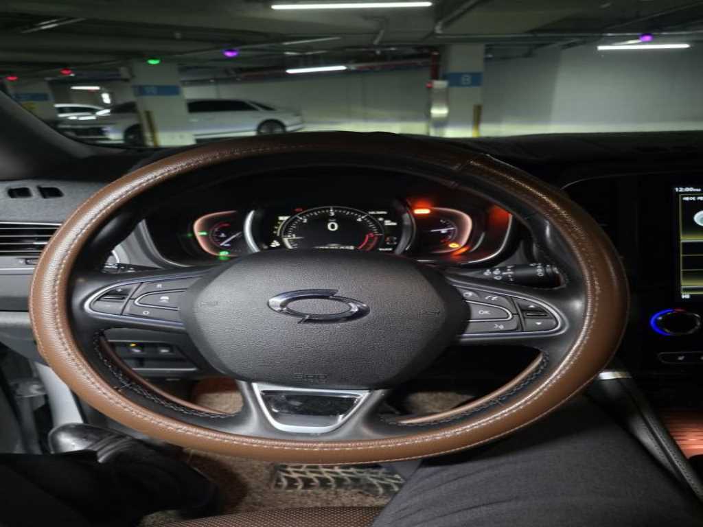 SAMSUNG QM6 - Vista 10