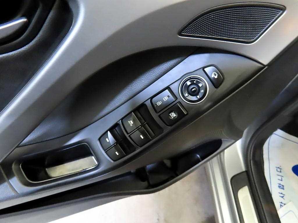 HYUNDAI Avante 2014 Gris - Importación desde Corea - HF Imports Iquique - Foto 18