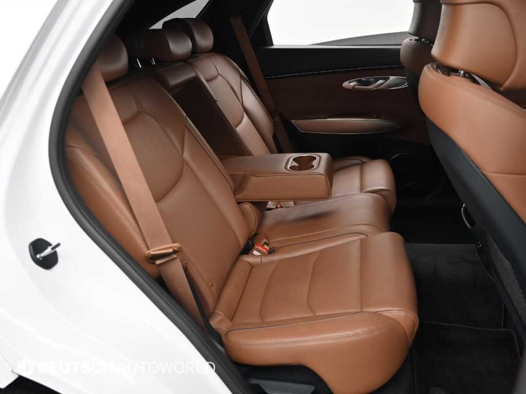 Genesis GV70 - Vista 12