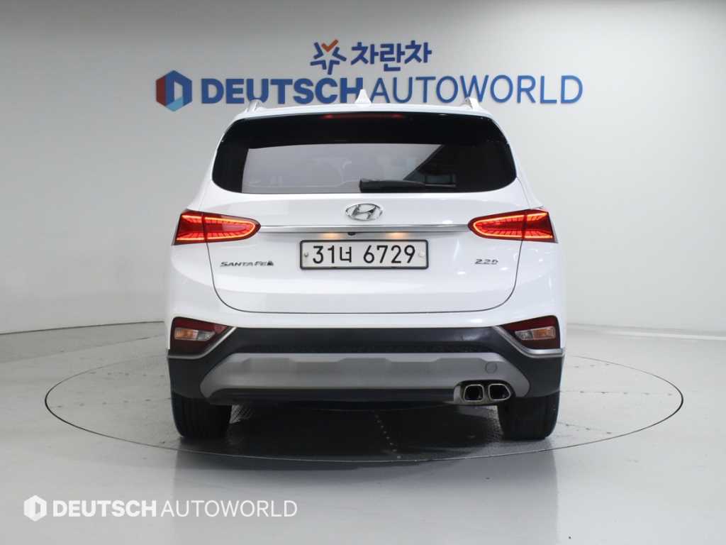 HYUNDAI Santa Fe - Vista 4