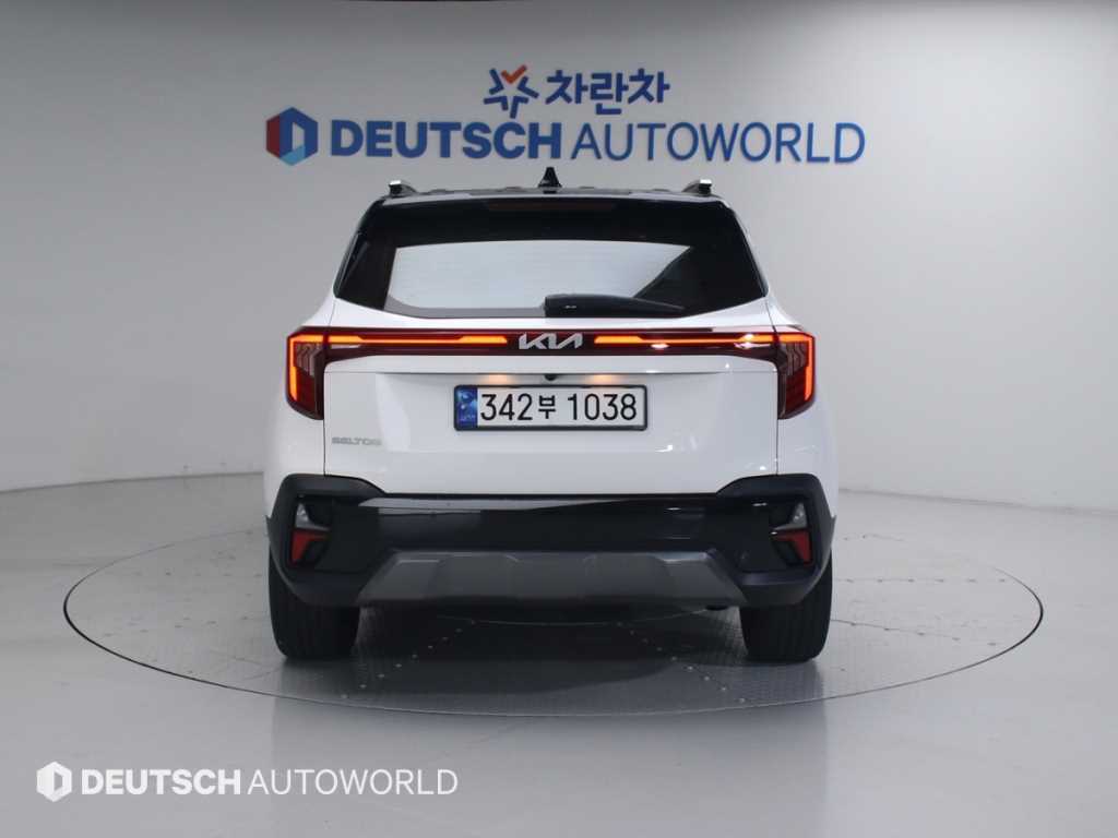 KIA Seltos - Vista 4