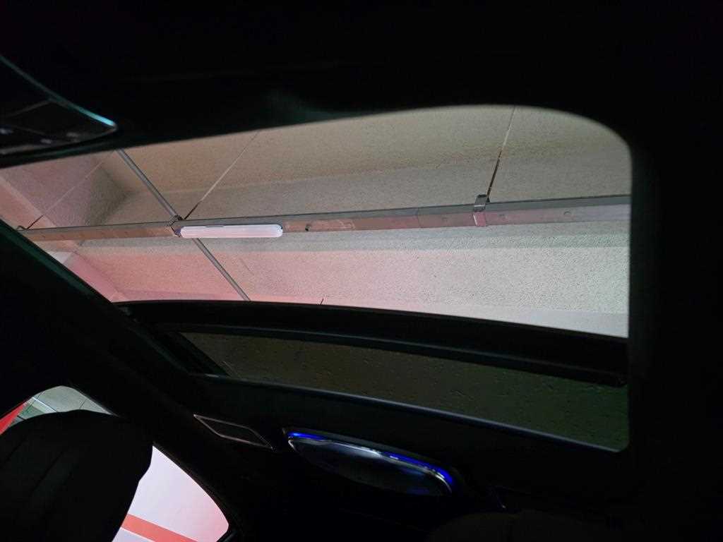 Mercedes Benz S Class - Vista 12