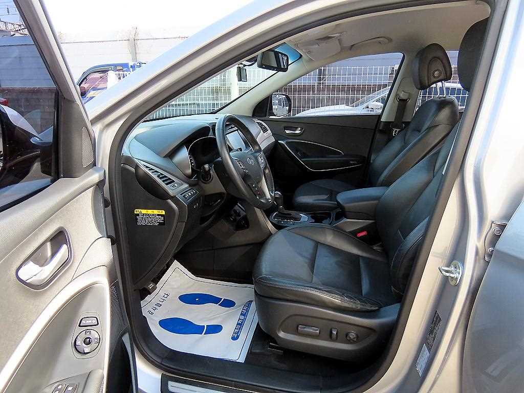 HYUNDAI Maxcruz - Vista 5